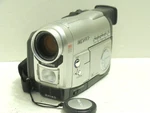 Samsung SCD77 Mini Dv Camcorder 22X Optical Zoom. Fixed Price $8.99.