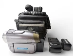 Sony Handycam DCR-DVD403 Carl Zeiss Lens Camcorder W/ Battery, Charger & Case. Fixed Price $79.99.