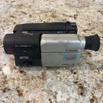 Canon Camcorder ES20V 32X Digital Zoom Video 8. Working.. Fixed Price $34.99.