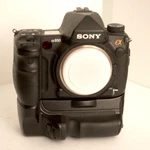 Sony Alpha A850 24.6MP Dslr Camera - 32,000 Shutter Actuations. Fixed Price $450.00.