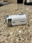 Samsung HMX-F900 Camcorder 52X Optical Zoom Hd Cmos Sensor. Fixed Price $54.99.
