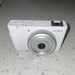 Sony ZV-1F Compact Digital Camera White 20.1MP 4K Flip Screen Wi-fi Usb-c. Fixed Price $292.50.