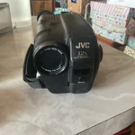 Jvc GR-AX350COMPACT Vhs Video Camera Untested No Battery Included. Fixed Price $39.99.