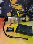 Canon Powershot Elph 180 20MP Digital Camera - Silver. Fixed Price $180.00.