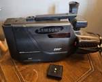 Samsung Vhs Movie Camera & Recorder SCF-704. Fixed Price $15.99.