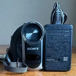 Sony DCR-HC51E Minidv 2000X Digital Zoom 40X Optical Lcd Handycam Camcorder. Fixed Price $225.00.