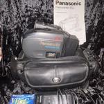 Panasonic Palmcorder PV-IQ305D Vhs-c Camcorder 14X Zoom Color Viewfinder Mic. Fixed Price $70.00.